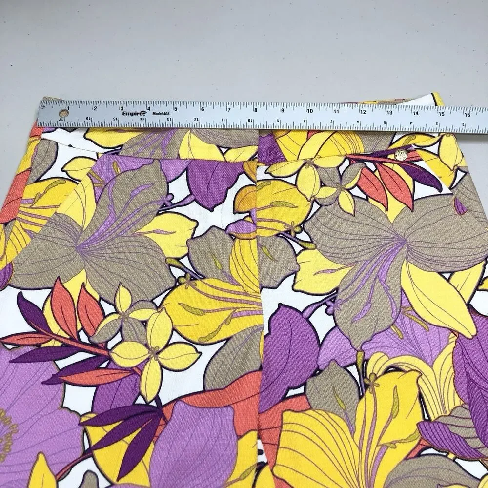 Trina Turk Women’s Moss 2 Floral Print Cropped Pants Size 4 Lilies Purple